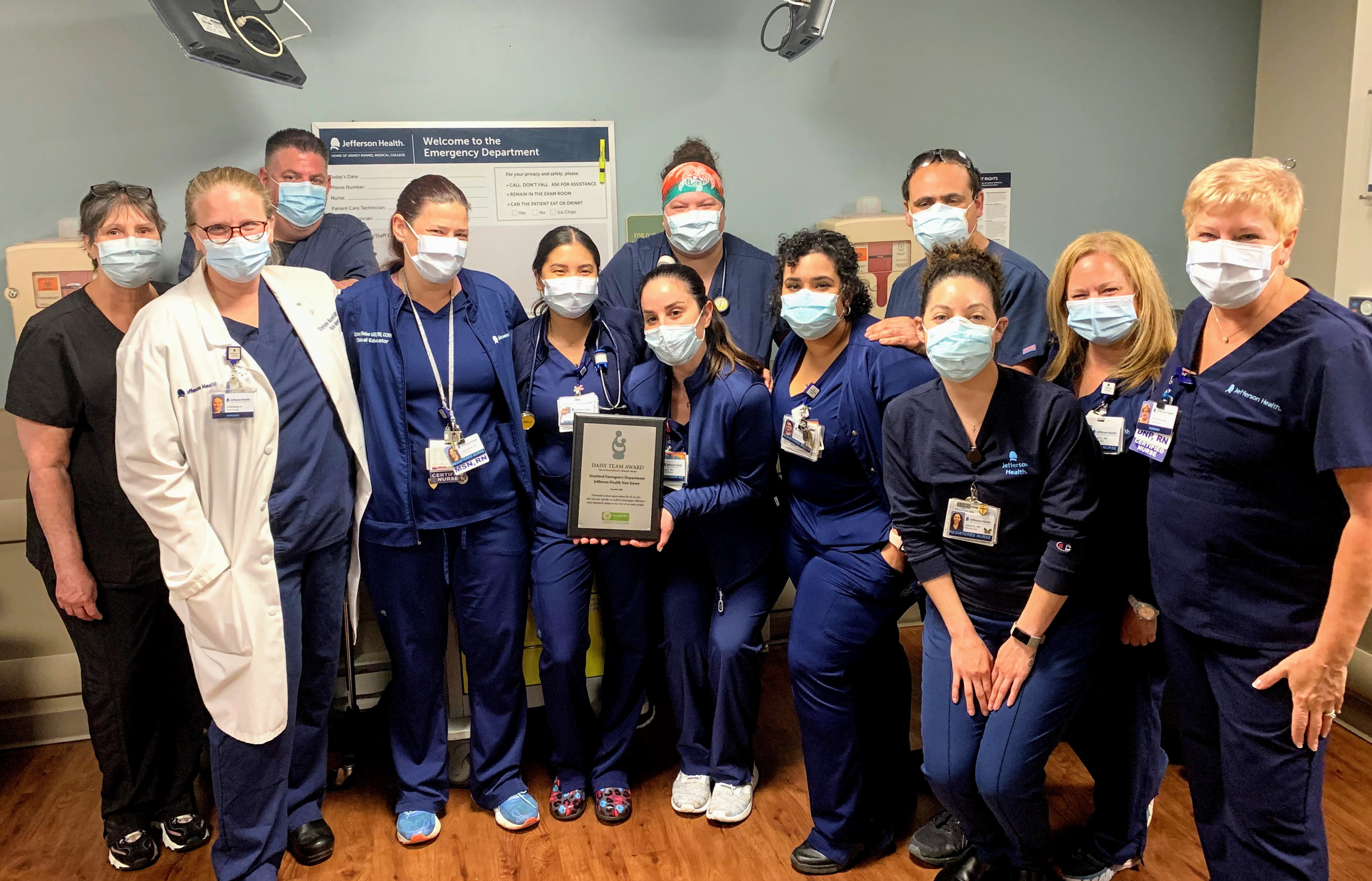 Jefferson Stratford Hospital Emergency Dept. Team wins DAISY AWARD